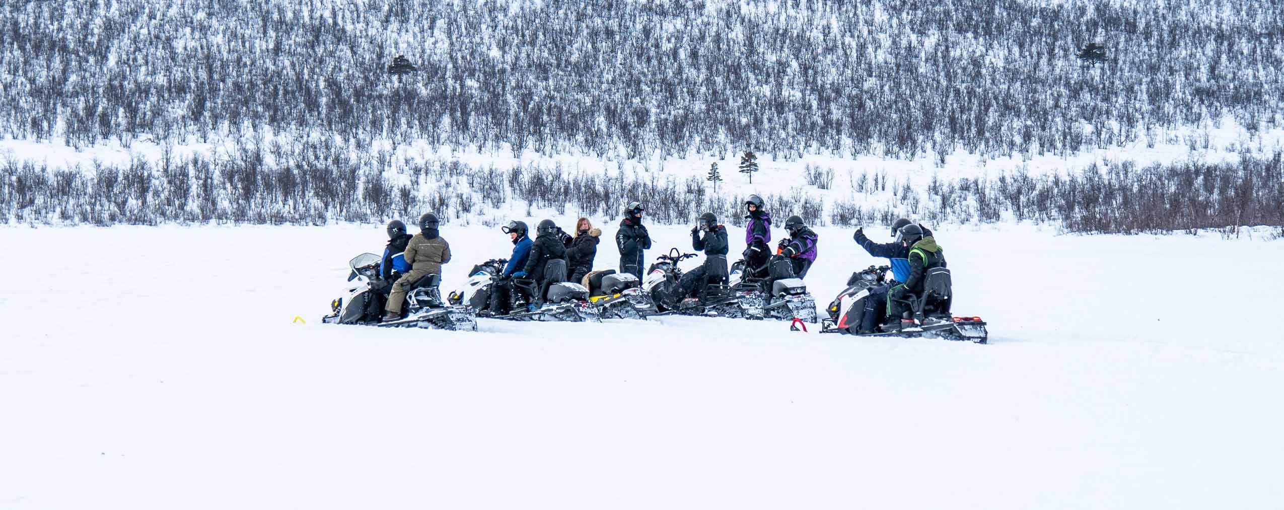 equipo de Papá Noel en Laponia Salla viajes Laponia